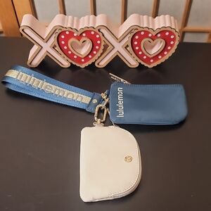 LULULEMON DUAL POUCH WRISTLET
